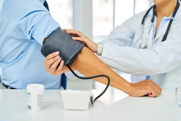 Natural Ways to Control High Blood Pressure | Dabira Magazine